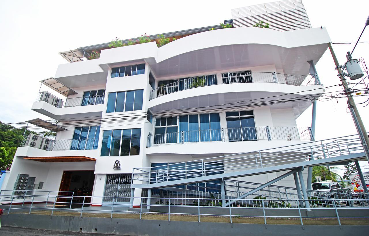 Puerta Del Cielo Quepos Exterior photo